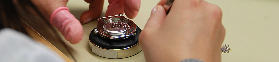 百达翡丽表全面保养（百达翡丽密封圈失效）