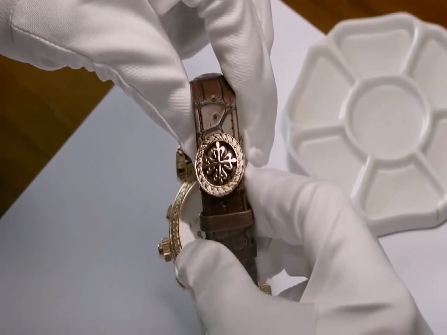 百达翡丽的售后（百达翡丽螺丝老化）